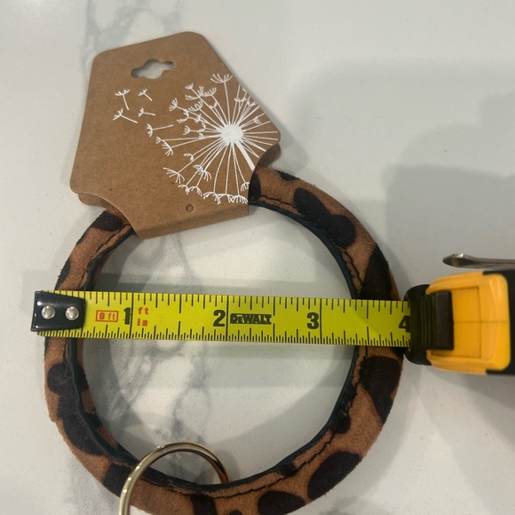 Cute. Key Ring & Card Holder. - Picture 3 of 16